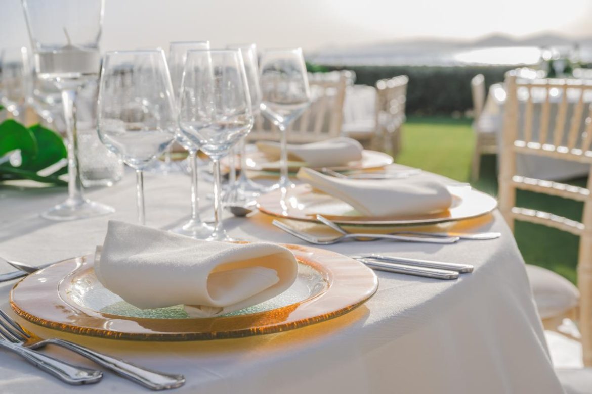 catering-Buffet-seated-menu